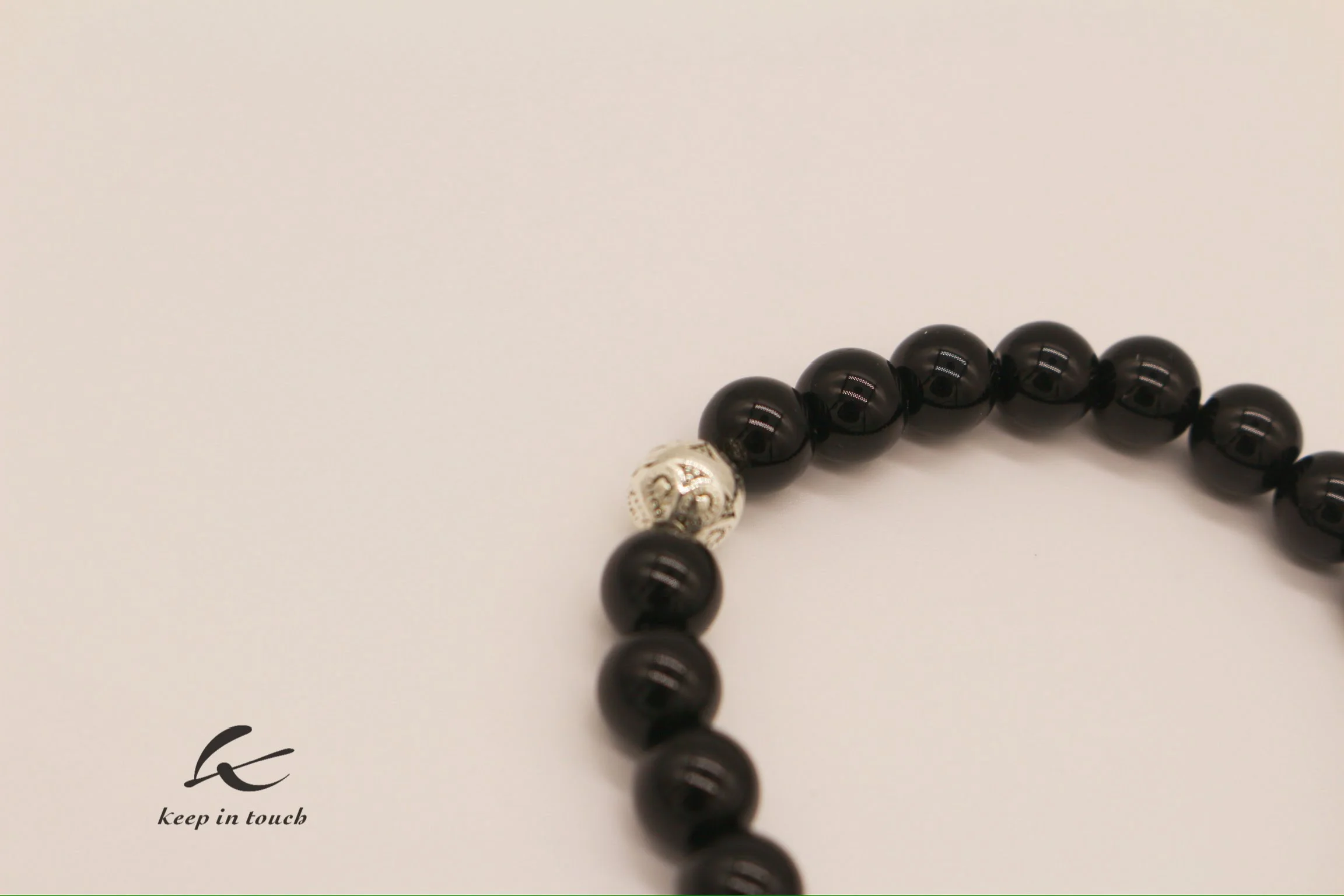 Black Agate Gemstone Sliver Beaded Bracelet - Image 10