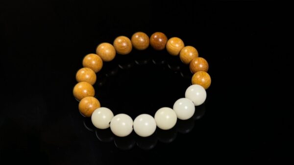 Barbie Sandalwood Bodhi Beaded Bracelet