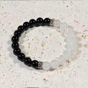White Chalcedony & Black Onyx Gemstone Beaded Bracelet