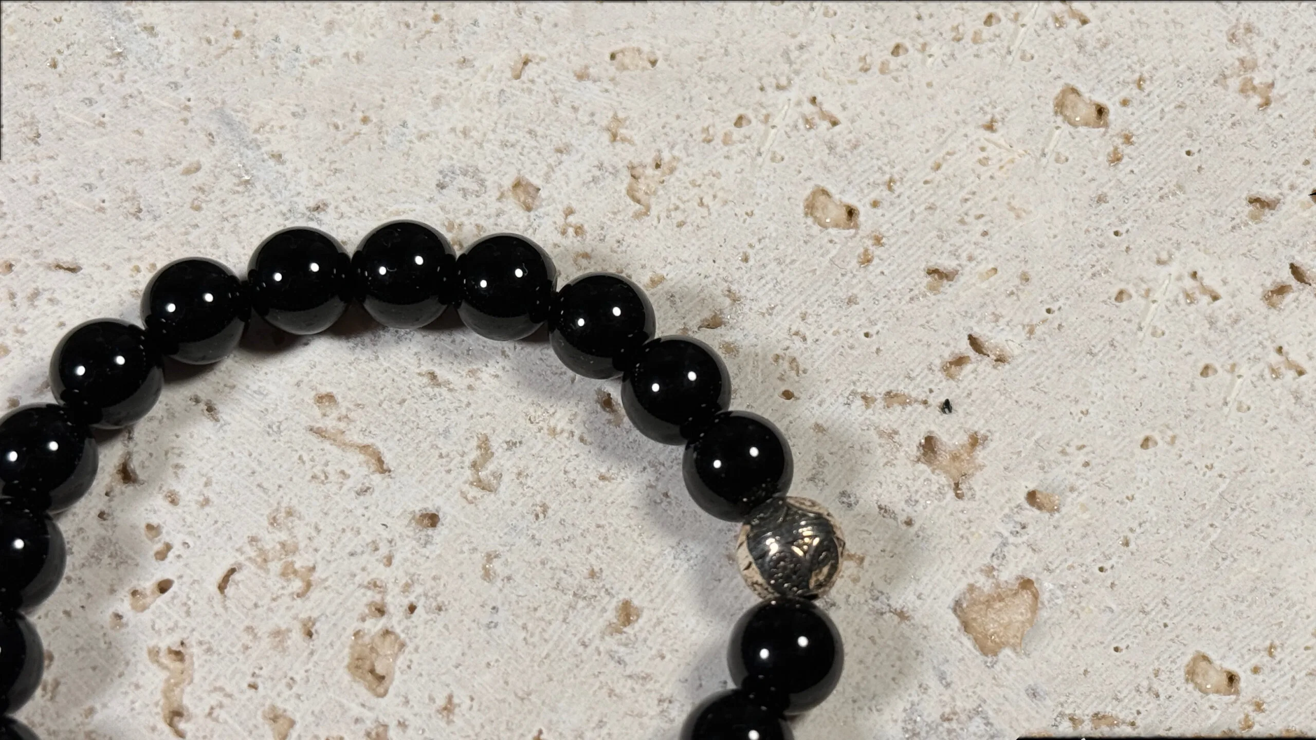 Black Agate Gemstone Sliver Beaded Bracelet - Image 3